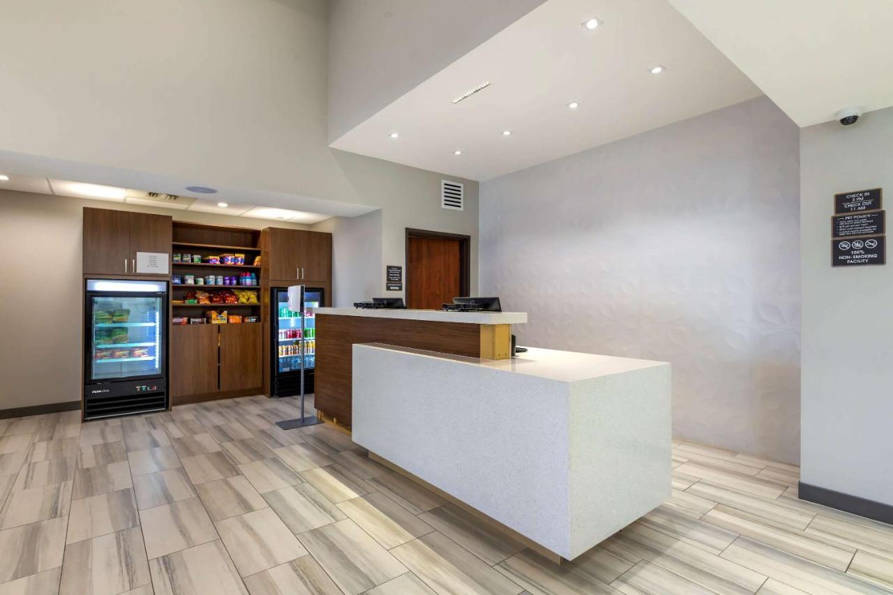 Comfort Inn & Suites มัสโคกี ภายนอก รูปภาพ