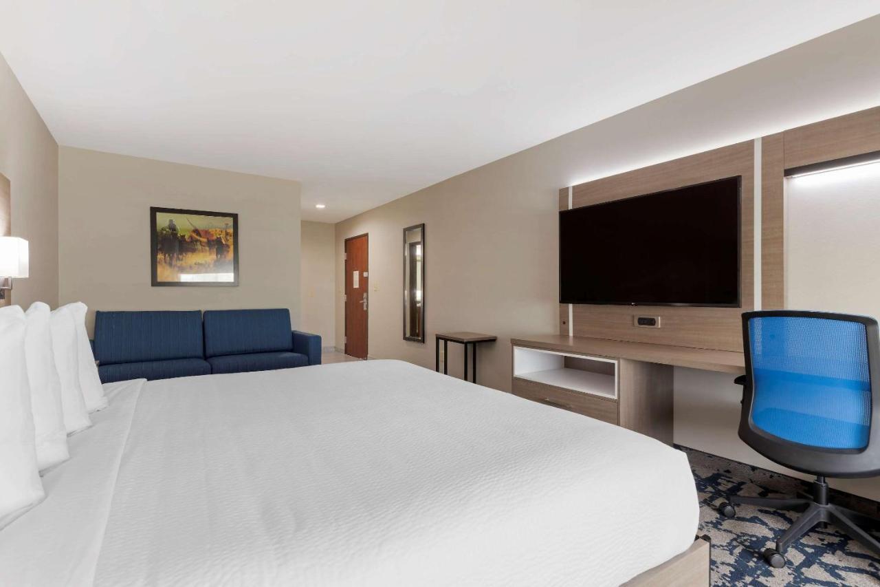 Comfort Inn & Suites มัสโคกี ภายนอก รูปภาพ