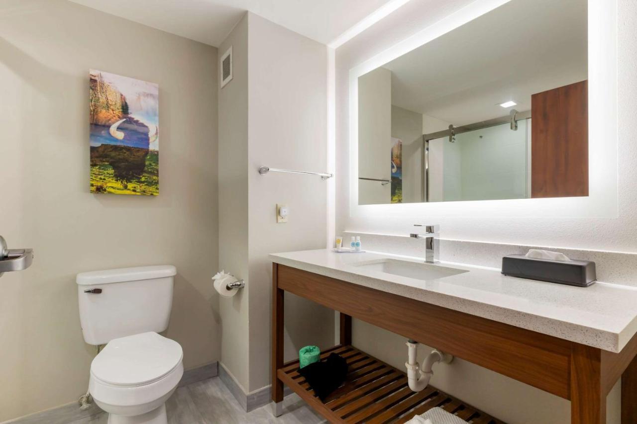 Comfort Inn & Suites มัสโคกี ภายนอก รูปภาพ